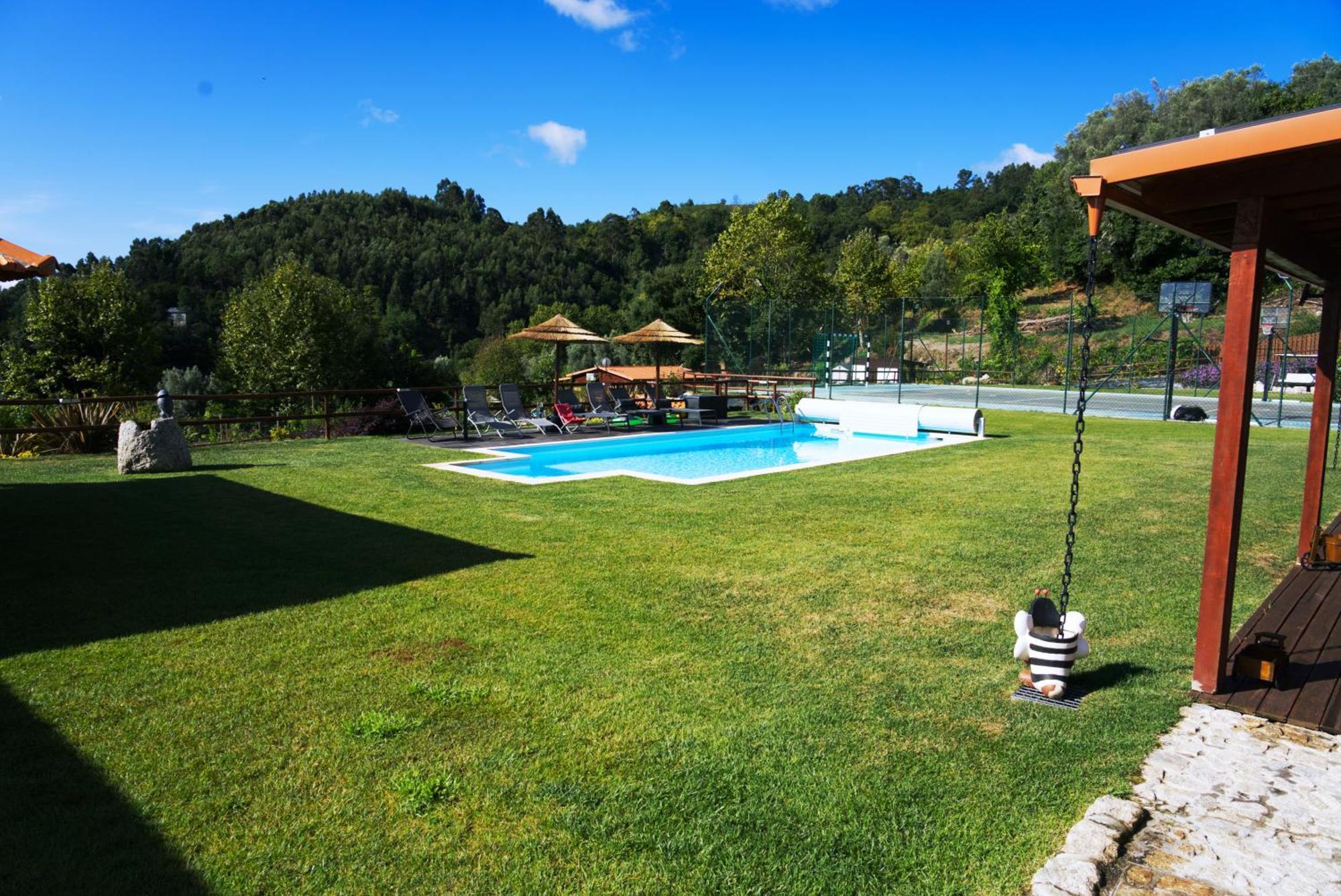 Villa Ramiro Celorico De Basto Exterior photo